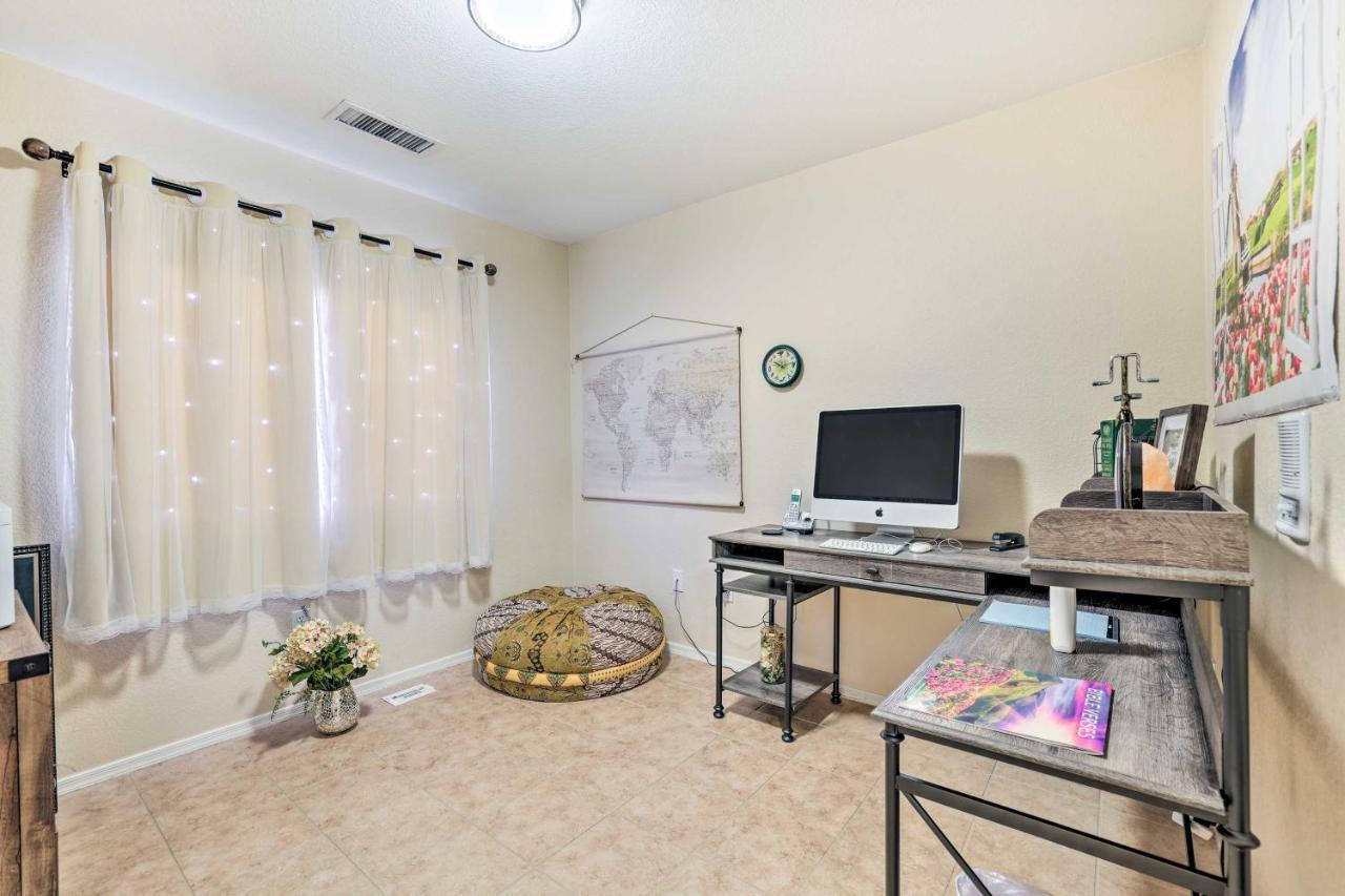 Goodyear Vacation Rental With Pool, Close To Hikes! Liberty Kültér fotó